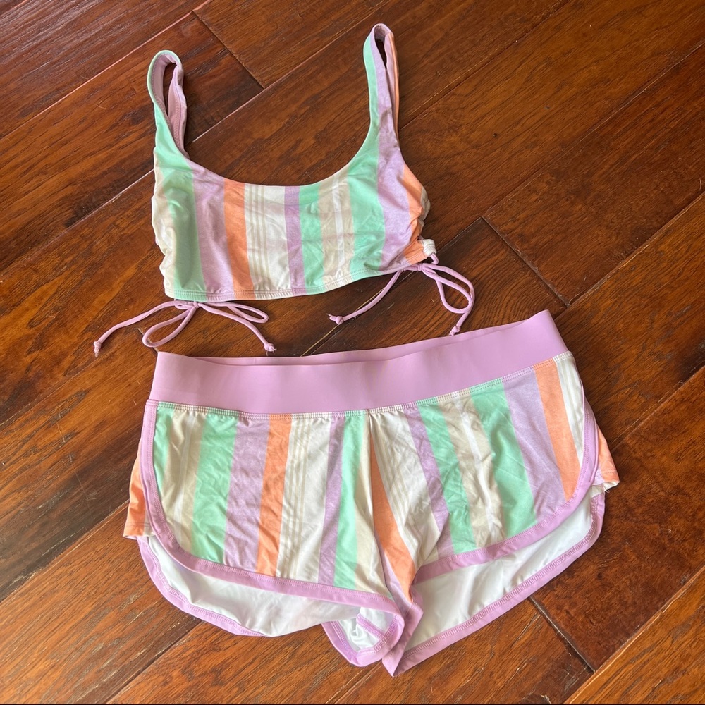 Body Glove Bikini top and matching Shorts